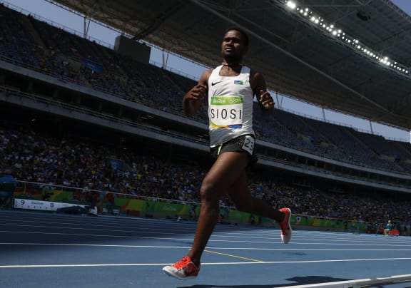 Solomon Islands' Rosefelo Siosi competes in the Men's 5000m at the Rio Olympics.