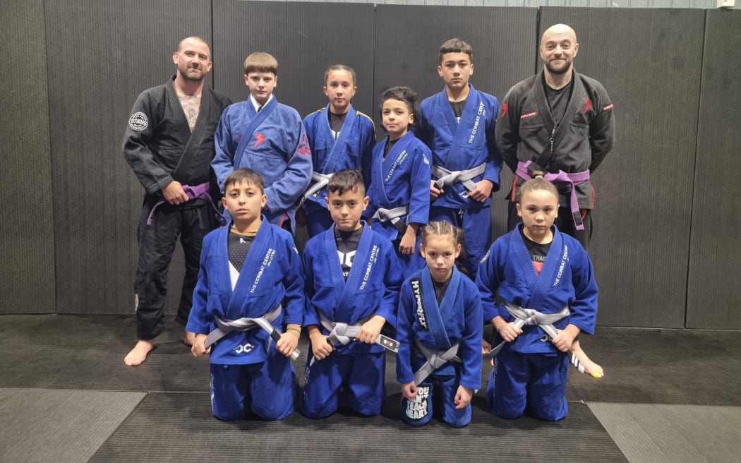 Brazilian jiu-jitsu leads to Las Vegas for Auckland fighters | RNZ News