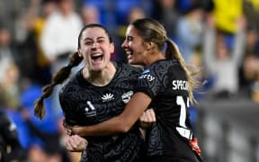 Hope Breslin (L) celebrates her goal with Mariana Speckmaier (R) during the A-League Women match between the Wellington Phoenix and Perth Glory in Auckland at Go Media Stadium Mt Smart in Auckland, New Zealand on Saturday November 25, 2023. Photo credit: Andrew Cornaga / www.photosport.nz