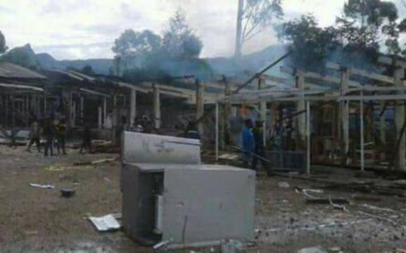 Papua New Guinea's town of Mendi is in a state of chaos after supporters of the main losing election candidate for the Southern Highlands regional seat went on a rampage and destroyed various offices.