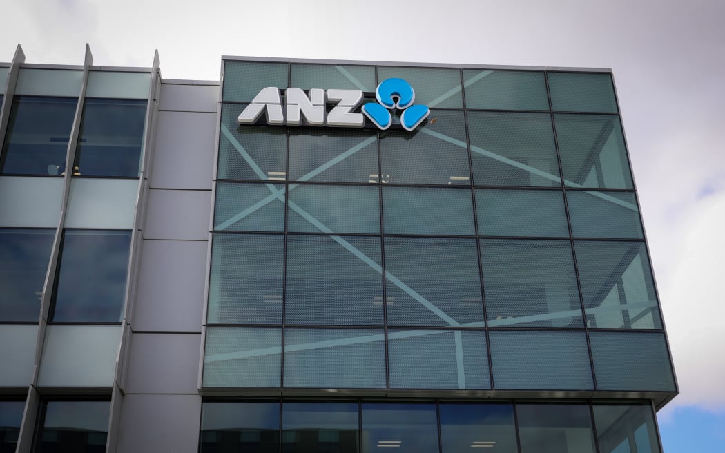 Severe weather recovery ANZ offers low interest business loan scheme RNZ News