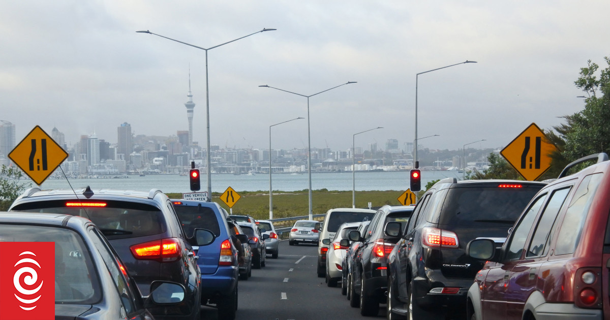 Auckland faces deadline to cut car travel 20 percent