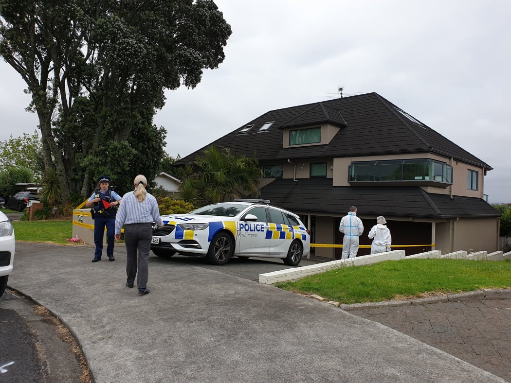 Police have launched a homicide investigation after finding a body in East Auckland yesterday which they now believe to be missing 55-year-old Elizabeth Zhong.