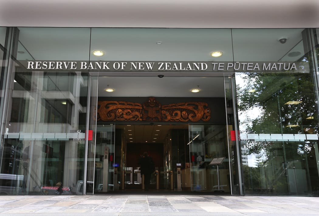 Labour wants the Reserve Bank to have a broader economic role.
