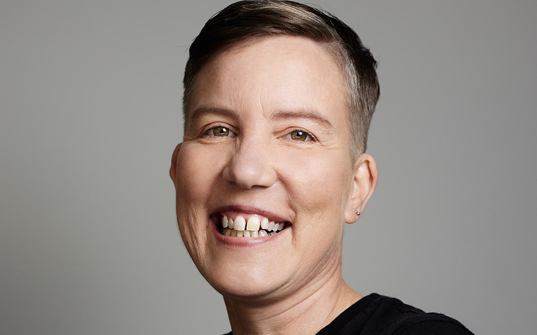 On the road with actor, comedian and teacher Karen O'Leary RNZ