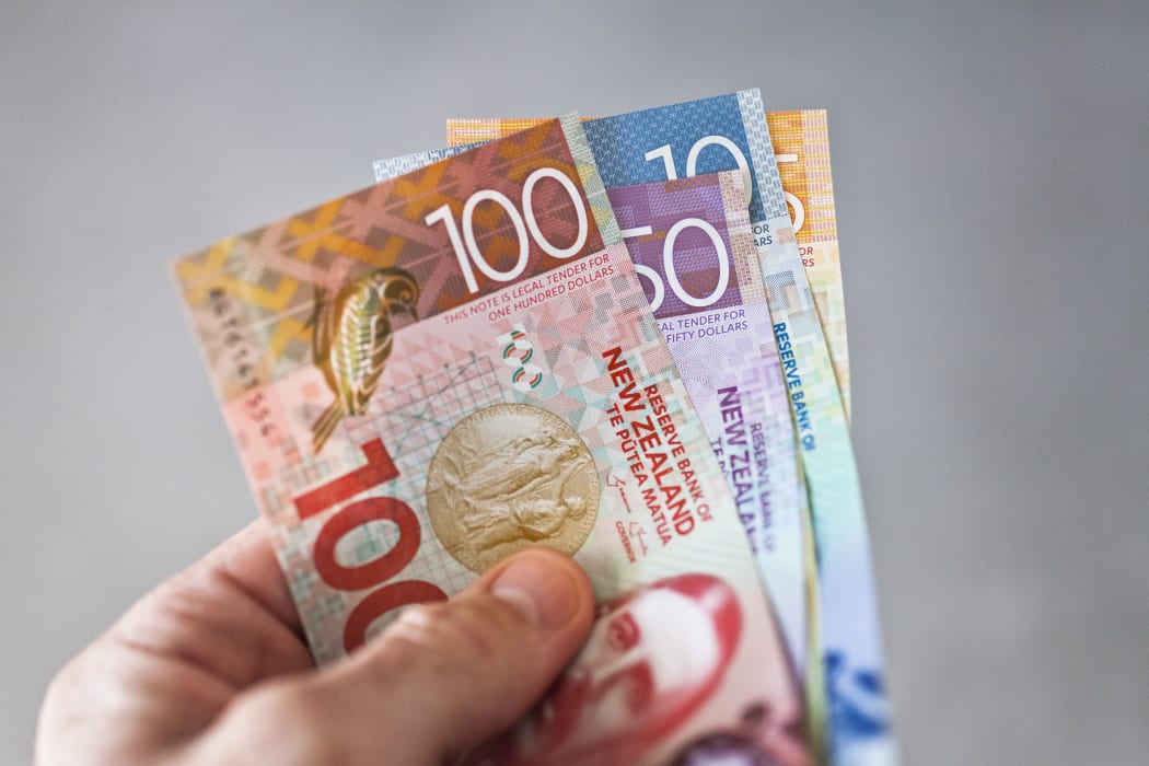 Minimum wage and benefit increases kick in under widely criticised package | RNZ News