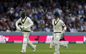 England skittle Australia out but struggle to capitalise