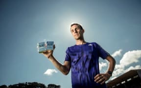 Olympic medallist, Nick Willis has endorsed the SOS electrolyte sports drink.