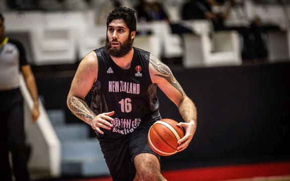 Tohi Smith-Milner fra New Zealand Tall Blacks.