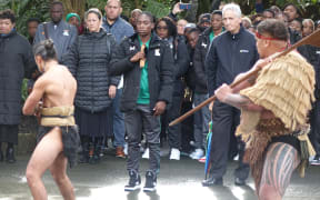 Zambia women's football team welcomed at Tūrangawaewae Marae