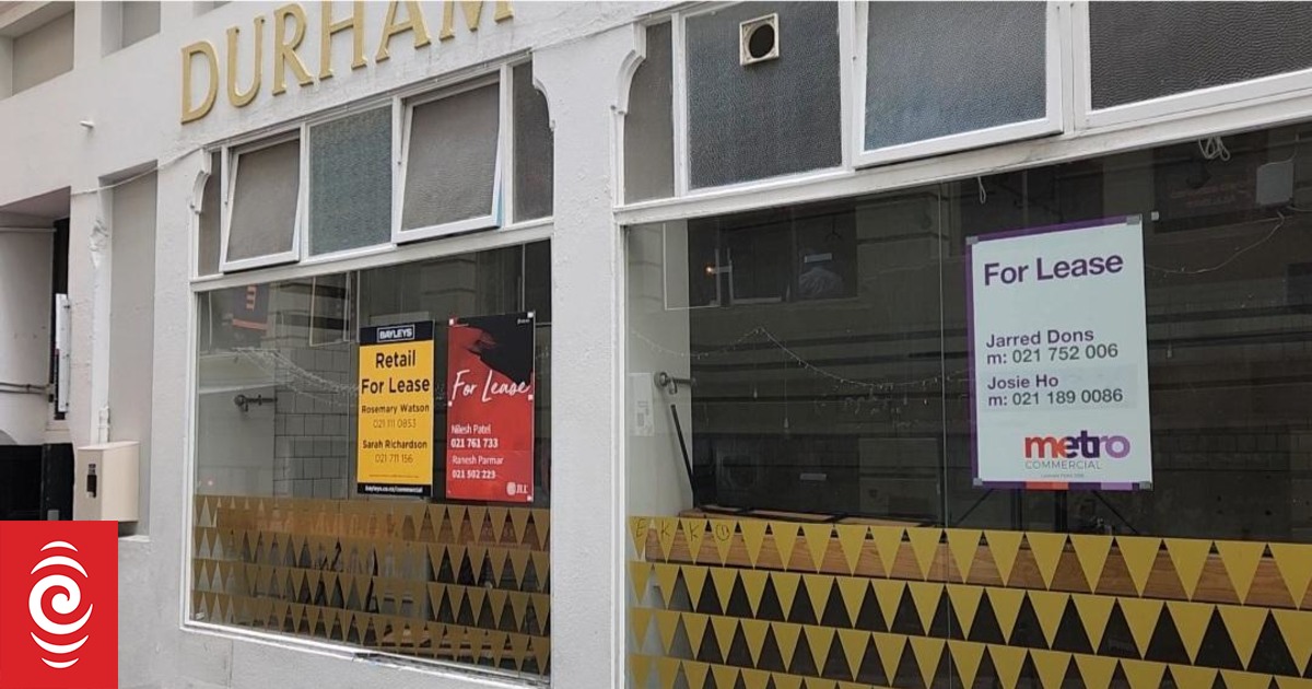 Queen Street's 'golden mile' tarnished by retail vacancies - Vimarsana News