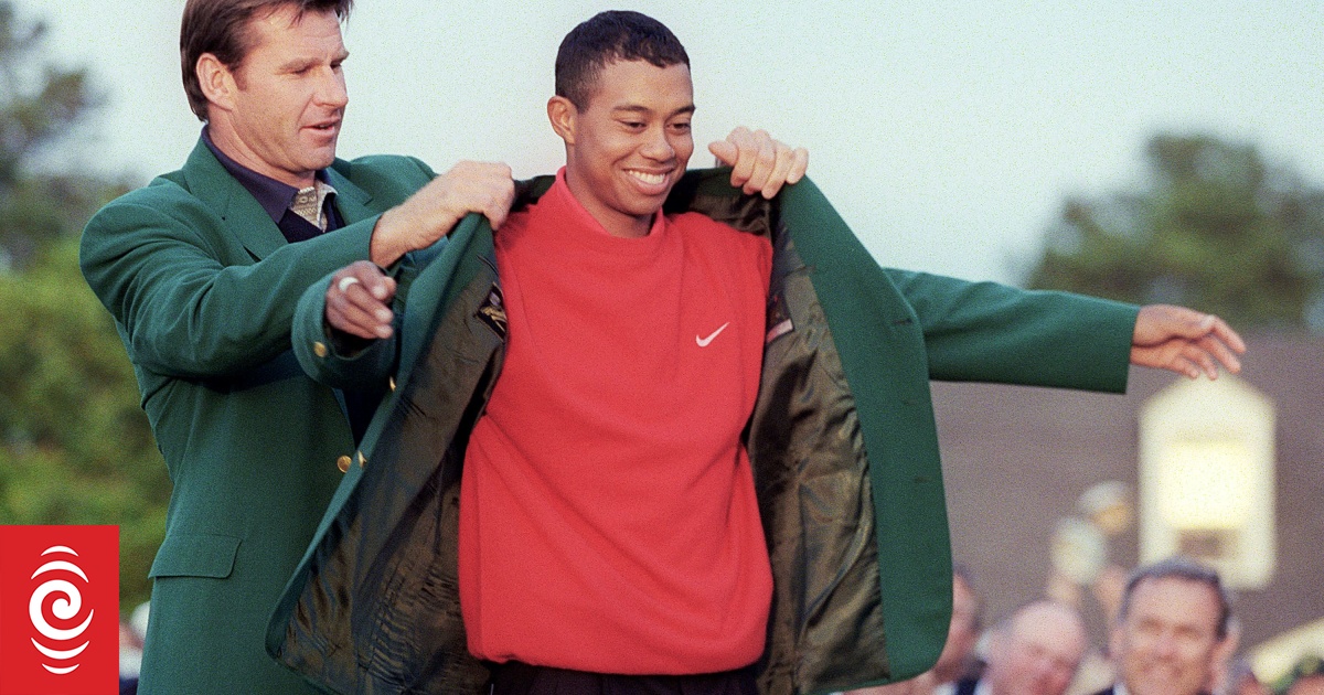 Tiger Woods golf ball fetches huge auction bid