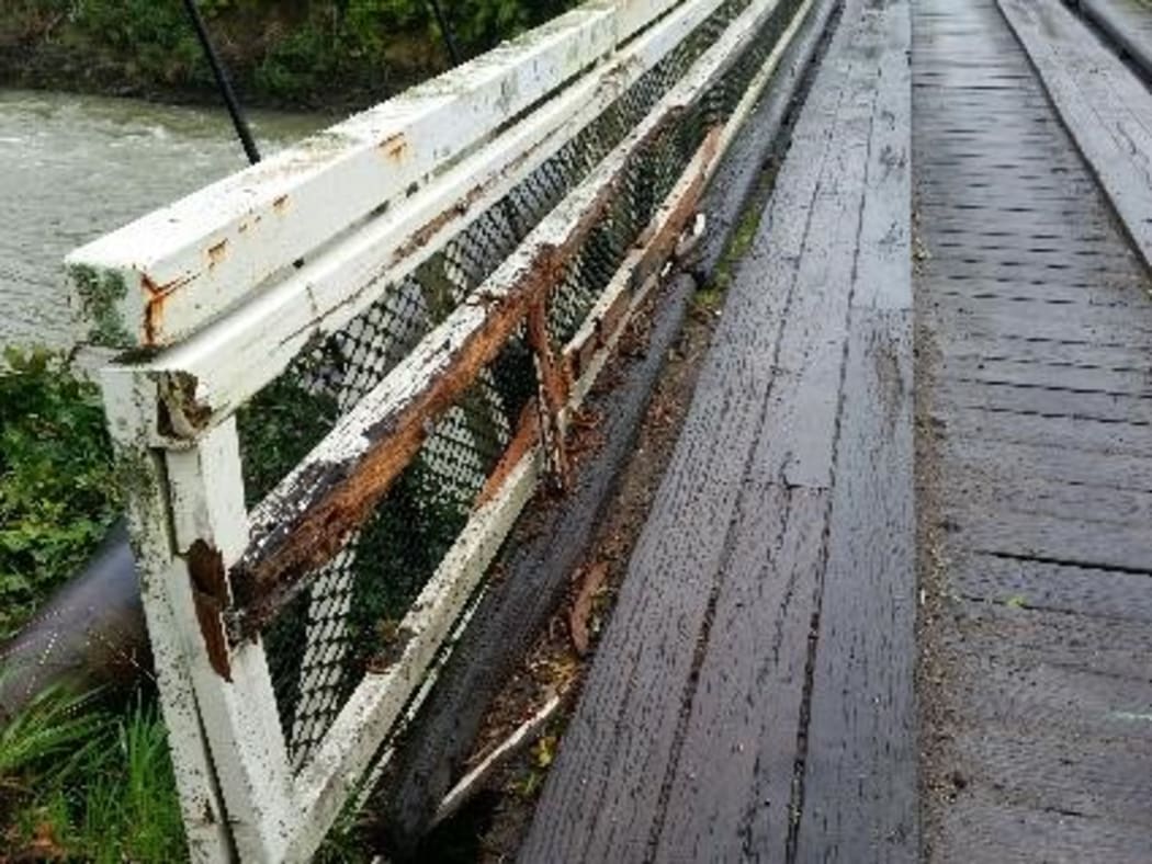 Oversized vehicles causing massive damage to Taranaki landmarks