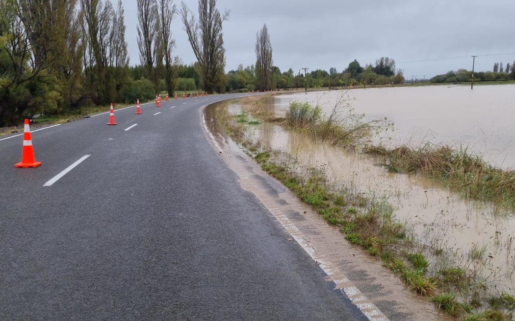 Relentless rain testing patience of Hawke's Bay farmers | RNZ News