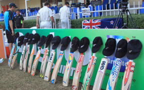 Pakistan vs New Zealand, 28 November 2014 .NZ players bats and caps in tribute of Australia batsman Phillip Hughes on the second day of third test in Sharjah.