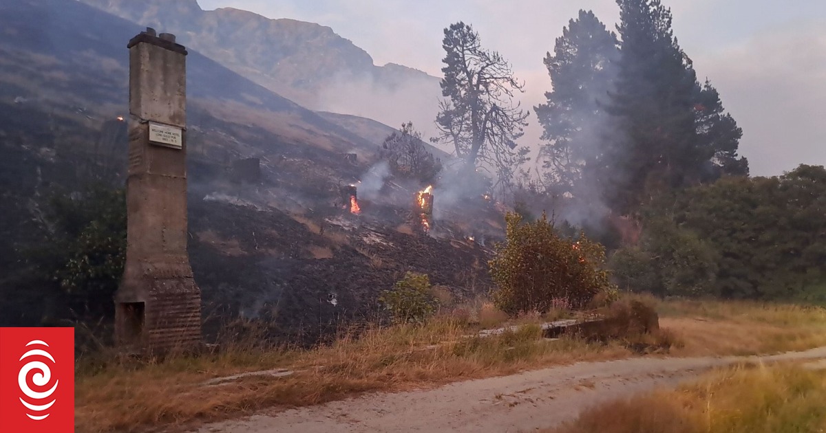 Firefighters tackling fire near bike trails on Coronet Peak