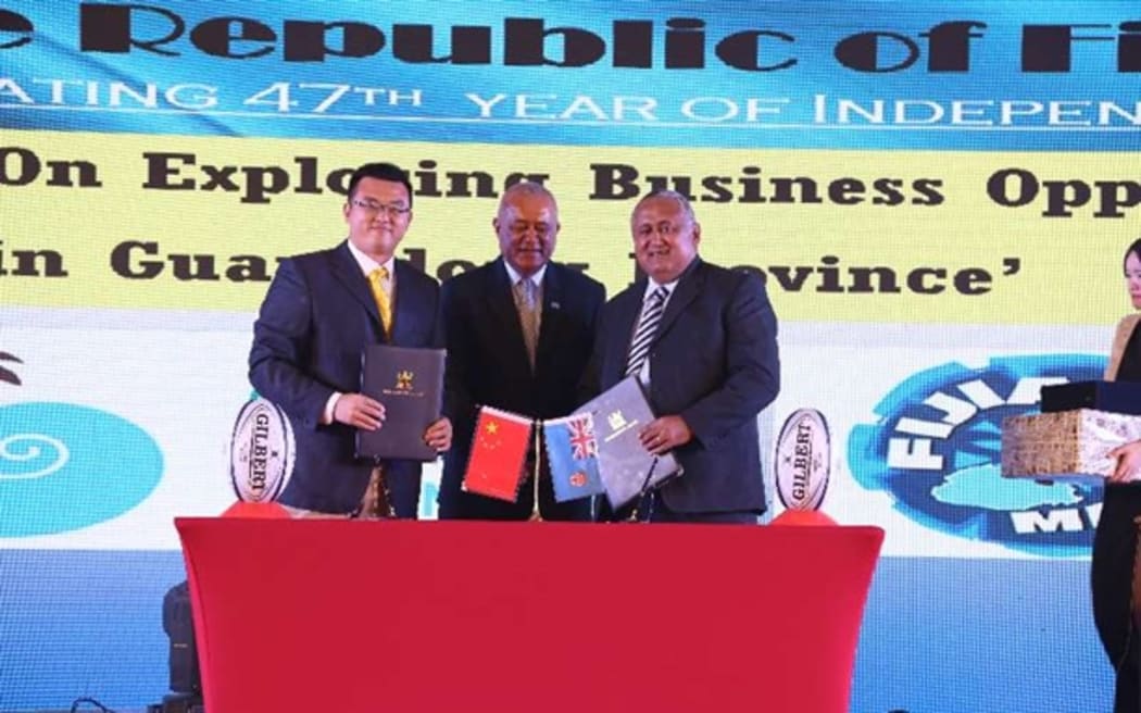 Fiji Rugby Union Commander Francis Kean signed a Memorandum of Understanding with the Chinese Rugby Football Association.