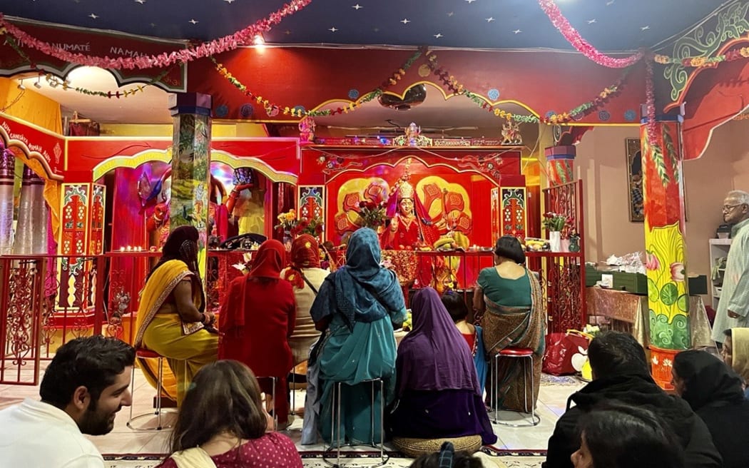 Devotees attend a Durga Puja at Rue des Petites-Ecure in Paris. Image: RNZ / Jogai Bhatt