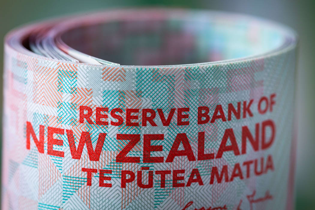 Reserve Bank poised to increase OCR to ease economic pressures | RNZ News