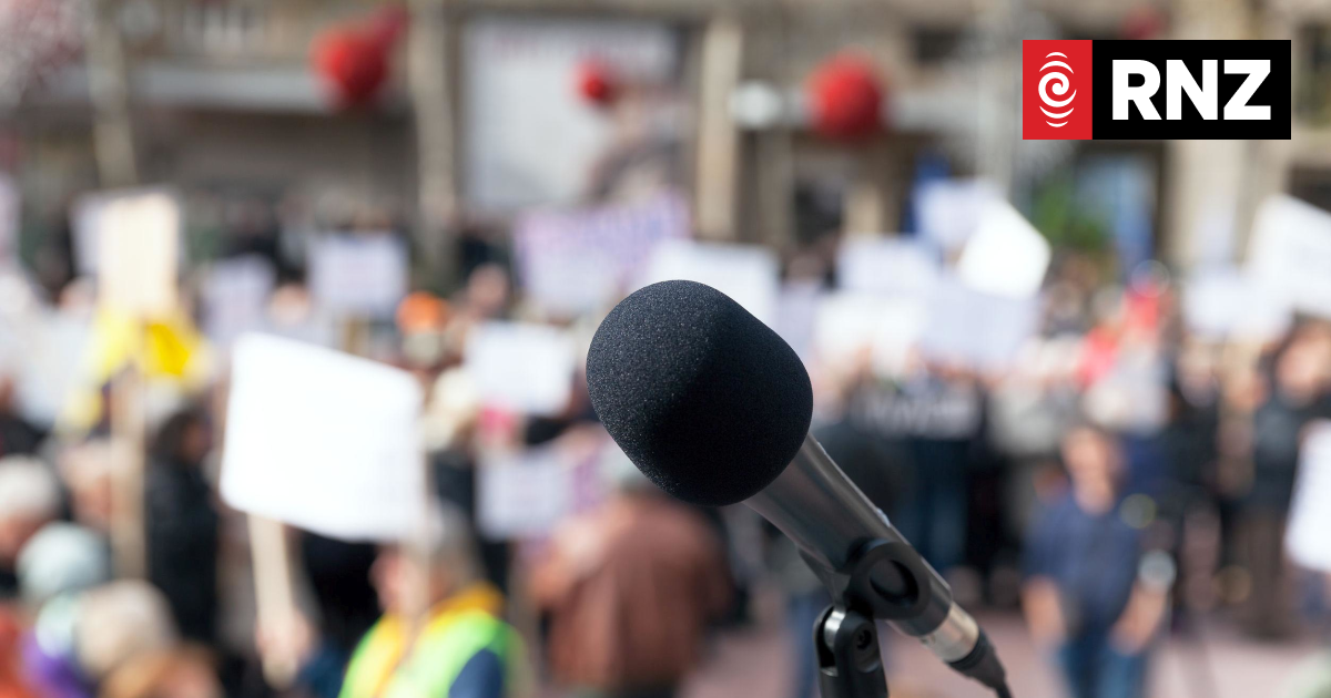 Protests at council meetings becoming more 'polarised and heated' – police - Vimarsana News