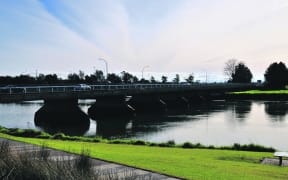 The Landing Road Bridge is the main route in and out of Whakatāne and its failure during an emergency causes concern for many residents.