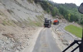 A view from the army convoy heading to Kaikoura on the inland road from Culverden.