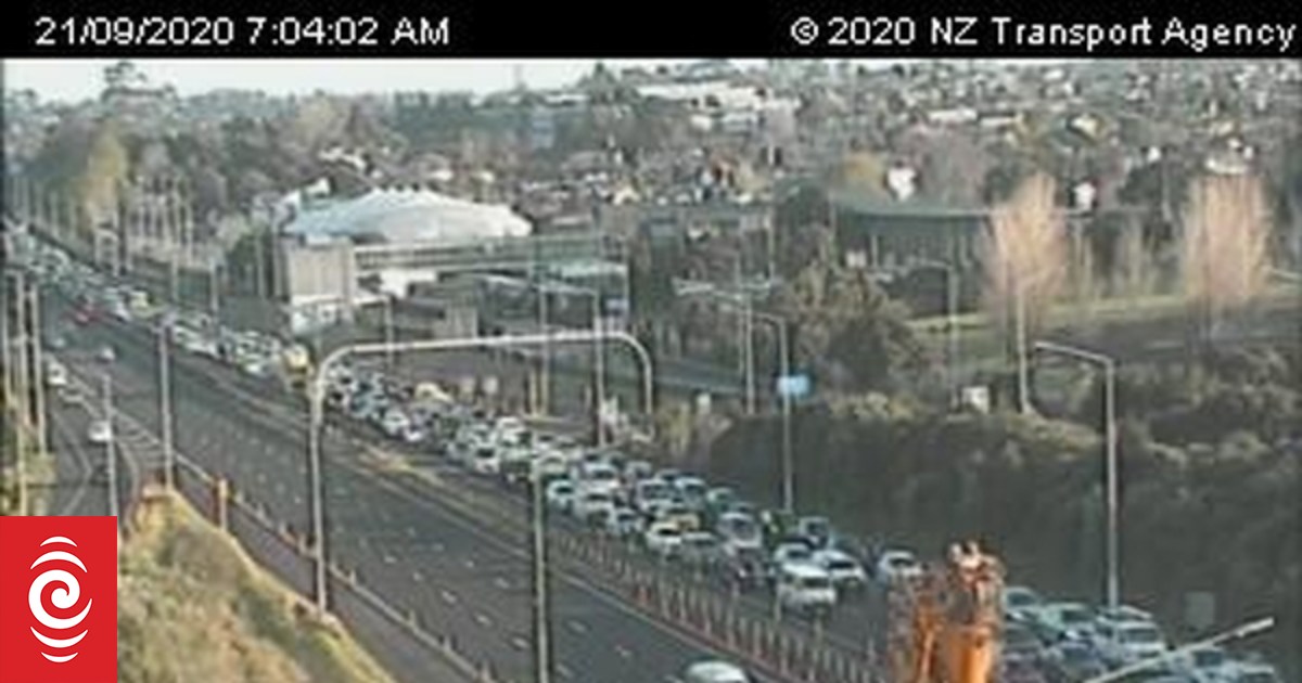 Harbour Bridge Lane closures another blow to businesses RNZ