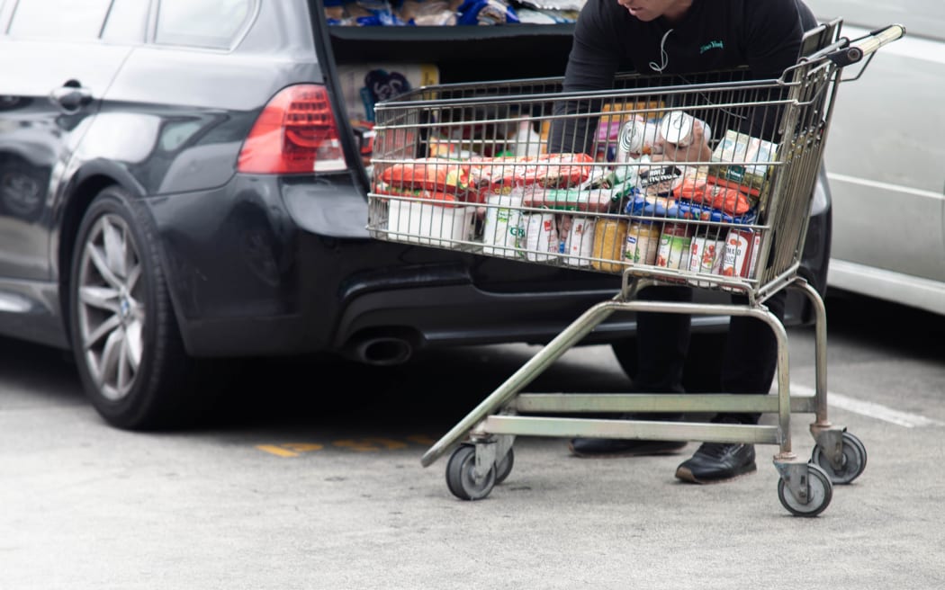 Queues at Mt Wellington supermarkets after it was announced the country is moving into alert level 3 and then 4 in the next few days.