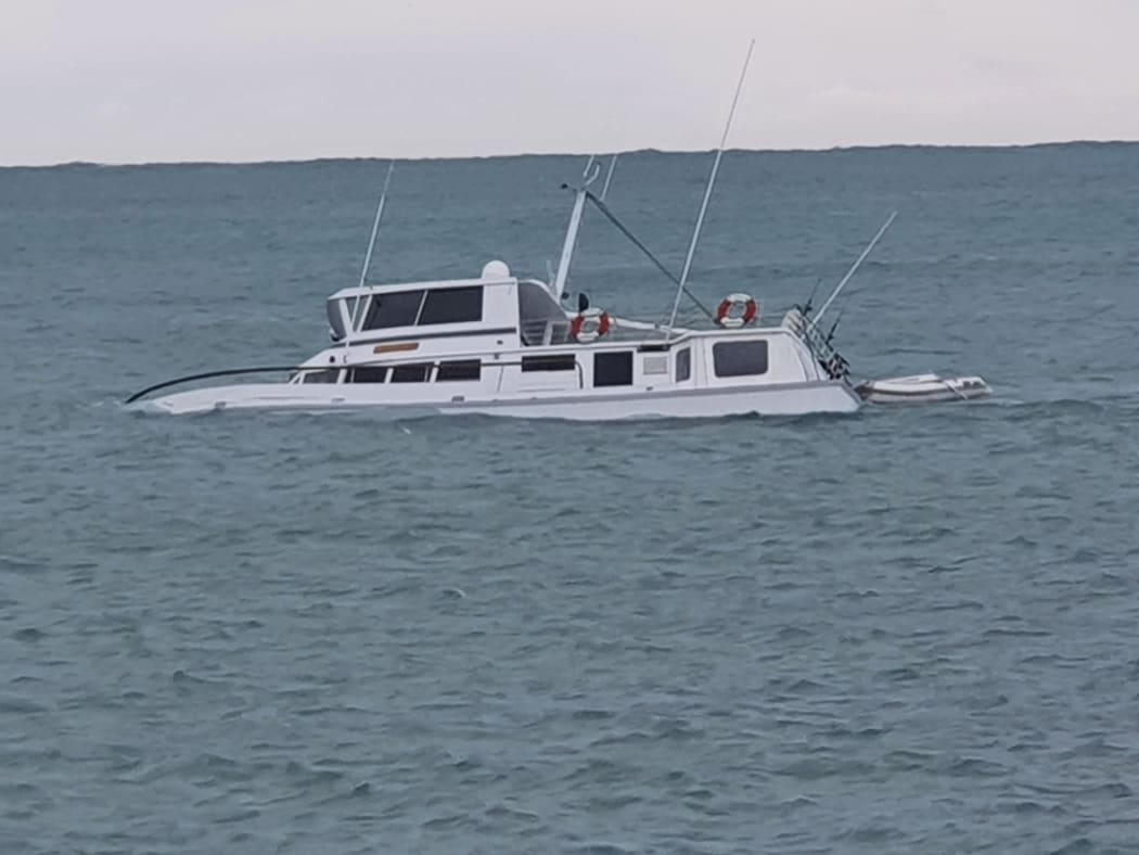 Boat with 1300 litres of fuel on board runs aground off Kaikōura coast