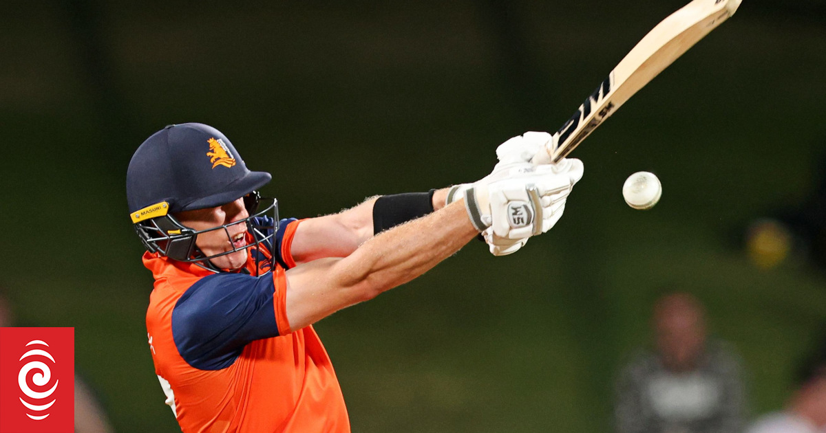 Van Beek stars with bat and ball for Netherlands in World Cup qualifier - Vimarsana News