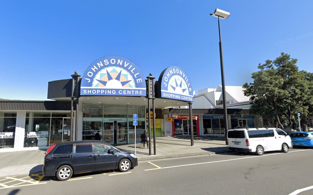 Armed police detain person with toy gun and knife at Wellington mall