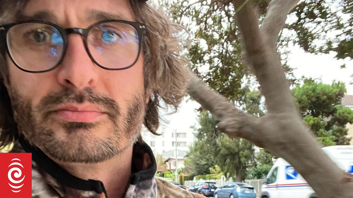 David Farrier: playing cat and mouse with Mister Organ | RNZ