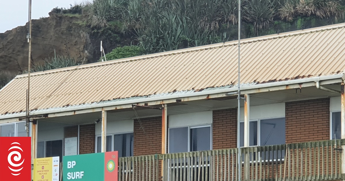 Surf lifesaving club 'in disrepair' at dangerous Auckland beach - Vimarsana News