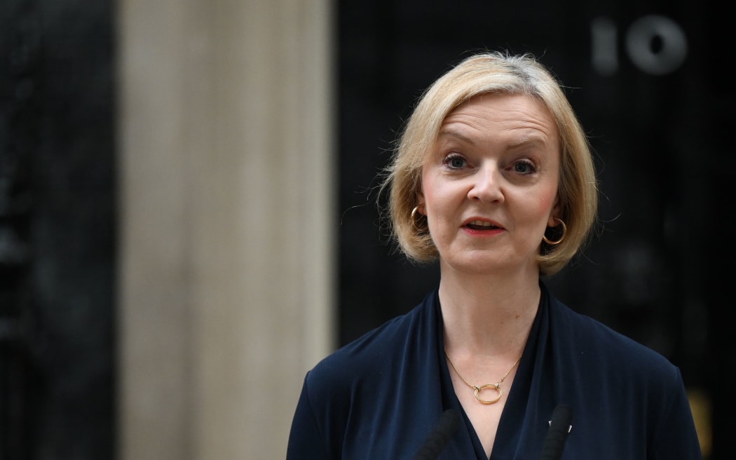 Liz Truss Resigns After Six Weeks As Uk Prime Minister Rnz News 