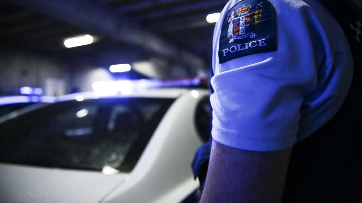 Homicide investigation launched after body found at house on fire in Manurewa | RNZ News