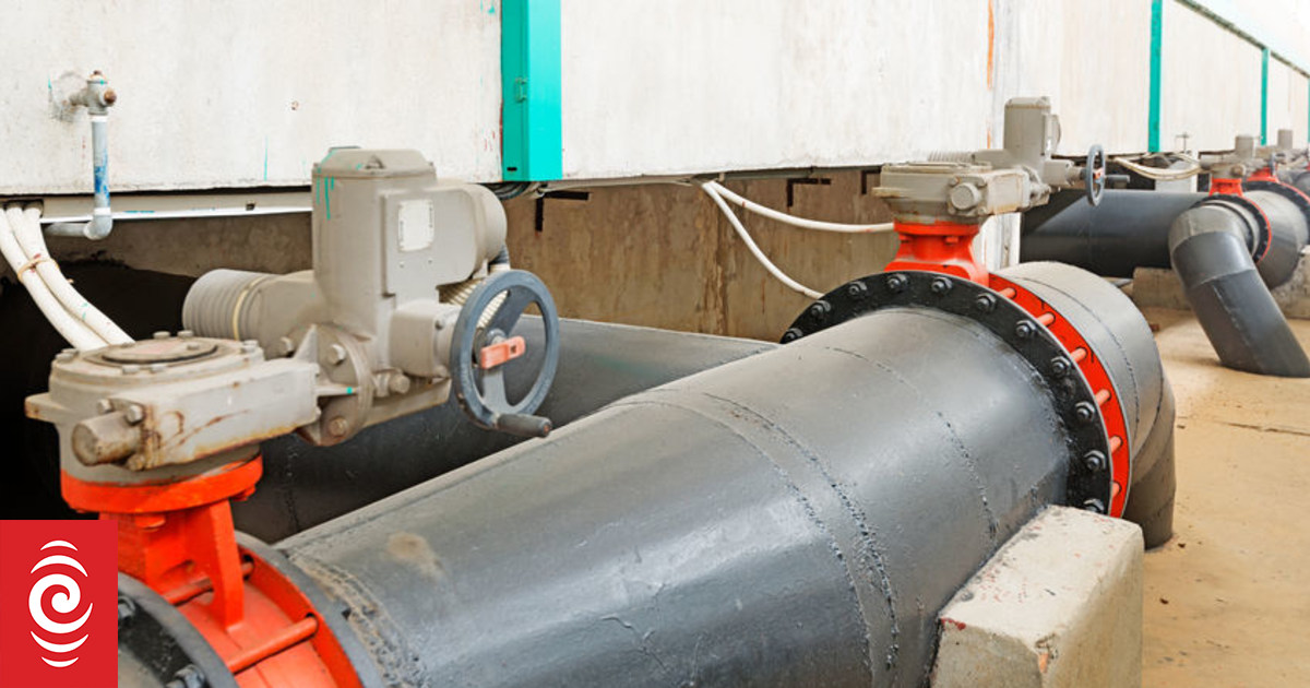 Flushed wet wipes clog sewerage pipes RNZ News