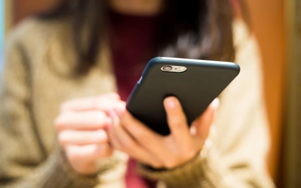 Digital driver’s licence for smartphones considered