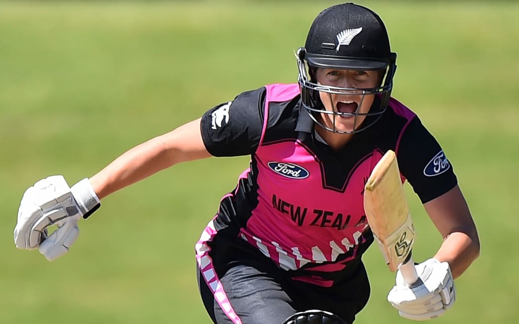 Sophie Devine is one of New Zealand players in the WBBL.