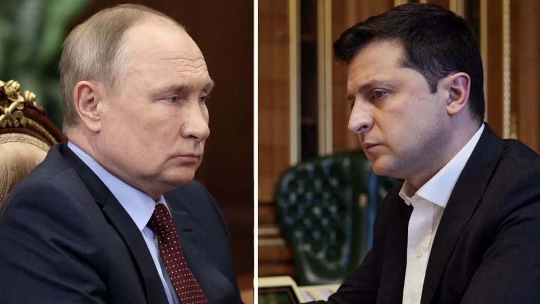 Zelensky, Putin promise victory in contrasting New Year speeches | RNZ News