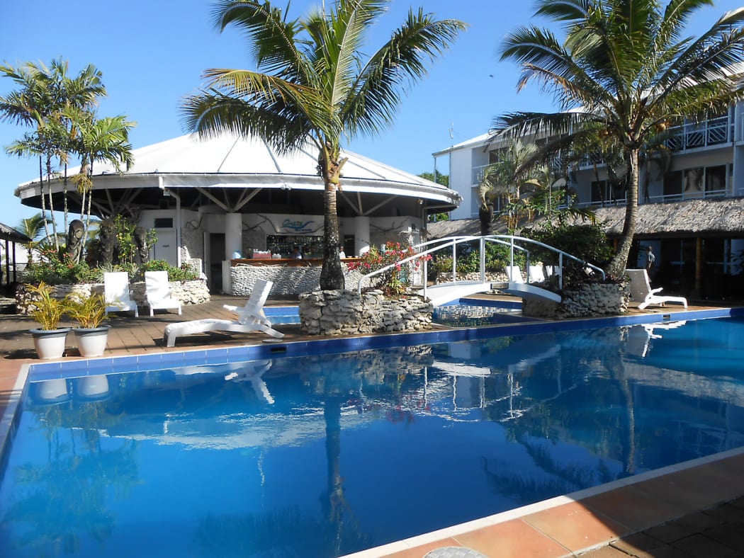 240414. Photo RNZ. Vanuatu. Port Vila, The Melanesian Port Vila Hotel, tourism, pool