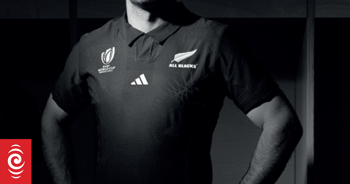 All Blacks jersey emphasises silver fern - Vimarsana News