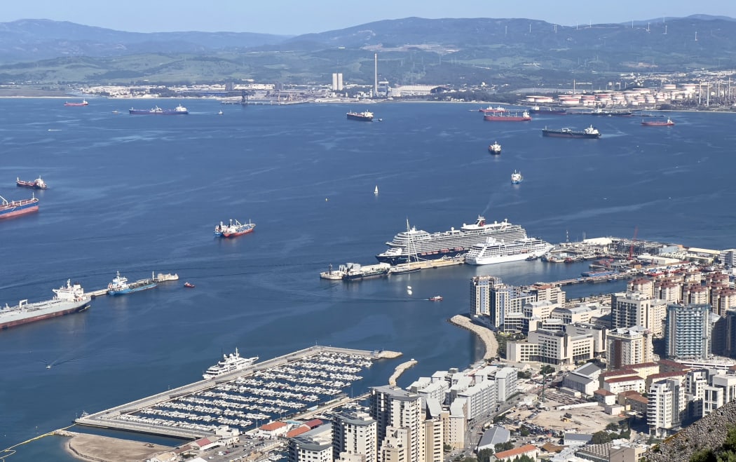 Russische Superyacht Axiom im Wert von 121 Millionen US-Dollar beschlagnahmt, um sie auf einer Auktion in Gibraltar zu verkaufen