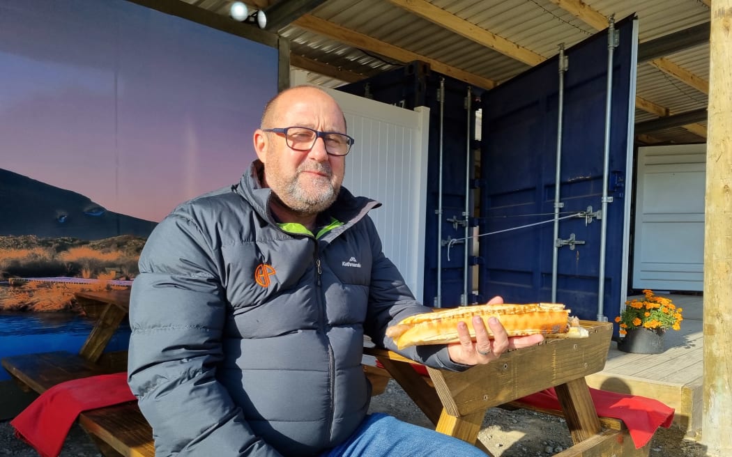 Traditional German sausage stall stopping traffic in rural Taranaki