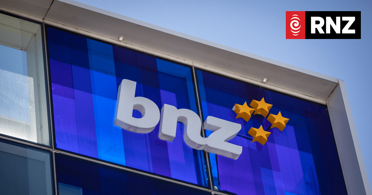 The Week in Detail: Bank fraud, broken roads and the kākāpō - Vimarsana News