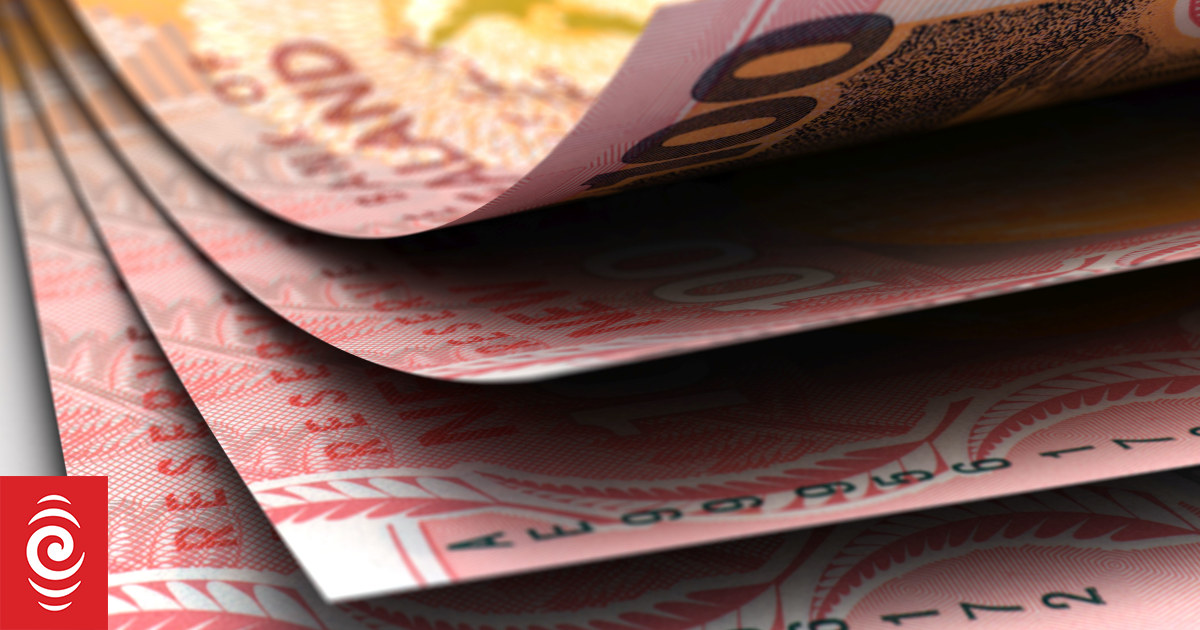 Dolar nowozelandzki traci na wartości wobec walut Wielkiej Brytanii i Stanów Zjednoczonych