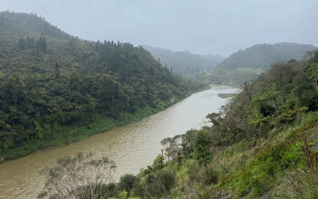 La rivière Wanganui et son parc national font partie de la station.