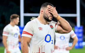 Rugby: England well beaten by 14-man Springboks