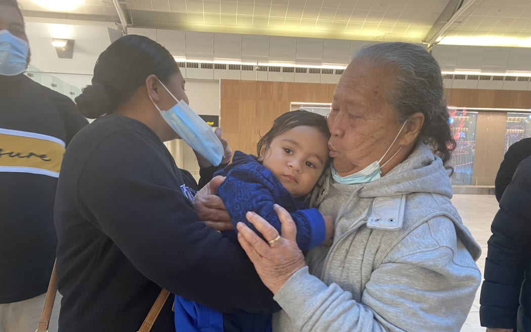 Mougavalu and the Pulehetoa family say goodbye to their family. Anzee Mougavalu her partner Semo Pulehetoa and their baby 13 months Harlin who came to New Zealand for health reasons.