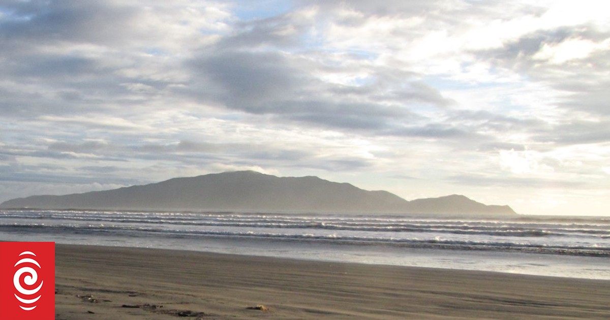 Man drowns at Peka Peka Beach RNZ News