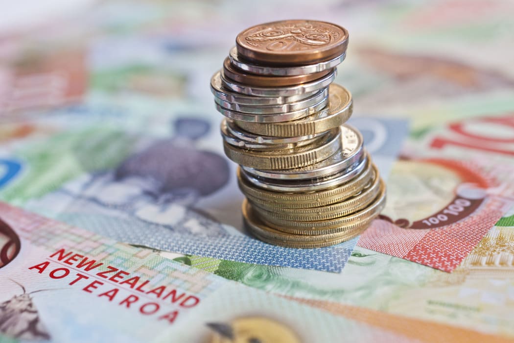 Cost of living is out of control': Reserve Bank expected to raise OCR | RNZ News